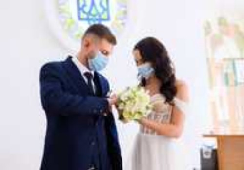 离婚安置房财产应当如何分,法律上该如何规定
